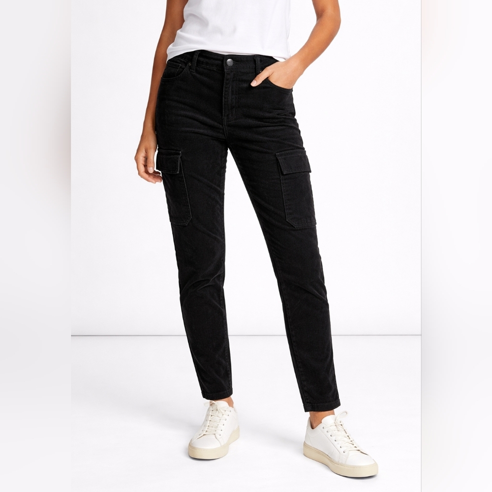 Vince Black Corduroy Utility Skinny Pant | Size 4 | Cargo Modern Essential | NWT